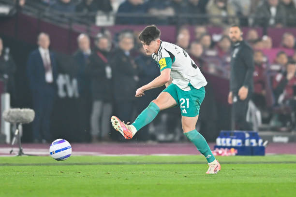 谷仓夺得亚冬会冬季两项男子10公里短距离铜牌央视体育.