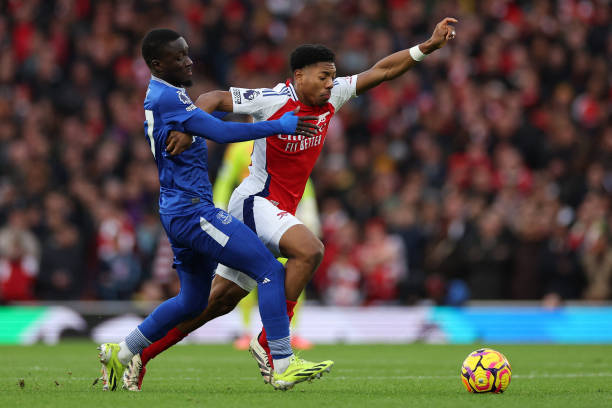 阿尔瓜西尔：奥亚萨瓦尔状态确实有些起伏，但我绝对信任他