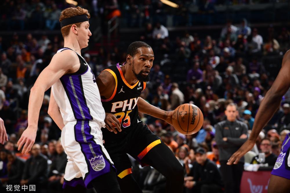 自不同国家 自不同国家